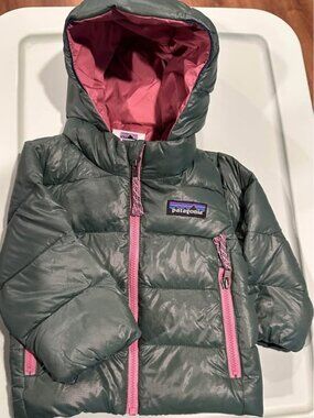 3-6M Girl Patagonia Baby Hi-Loft Down Sweater Hoody